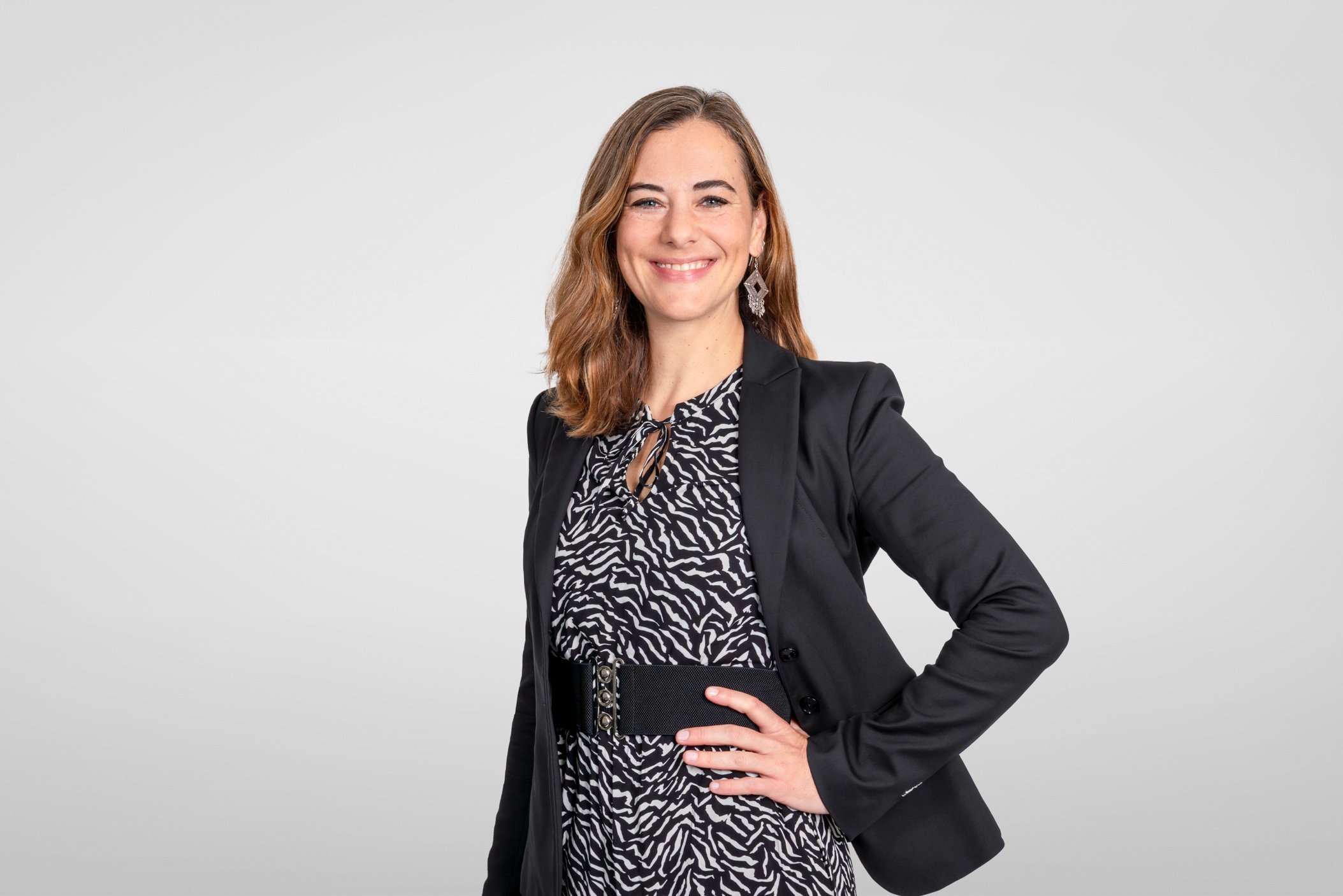  Esther Lombardini