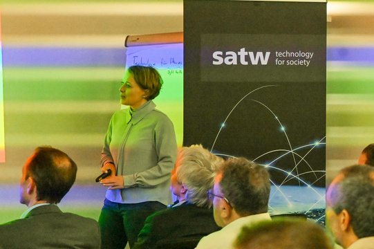  Präsentation bei SATW Veranstaltung mit Rednerin